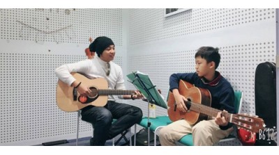  Khóa học đàn guitar